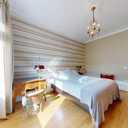22 Rue De La Gare * Annecy